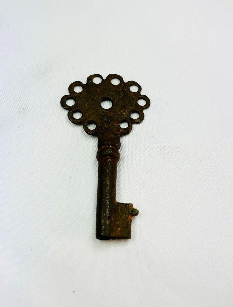 16th–18th century colonial iron key reflecting craftsmanship and authority