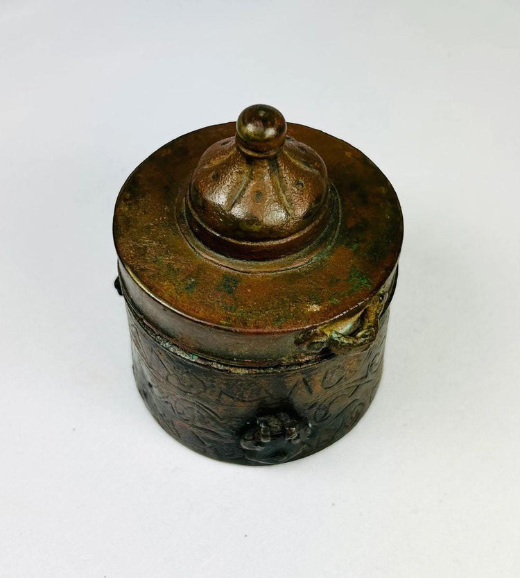 Islamic Khorassan bronze inkwell with domed lid and engraved floral motifs, 10th–12th century CE
