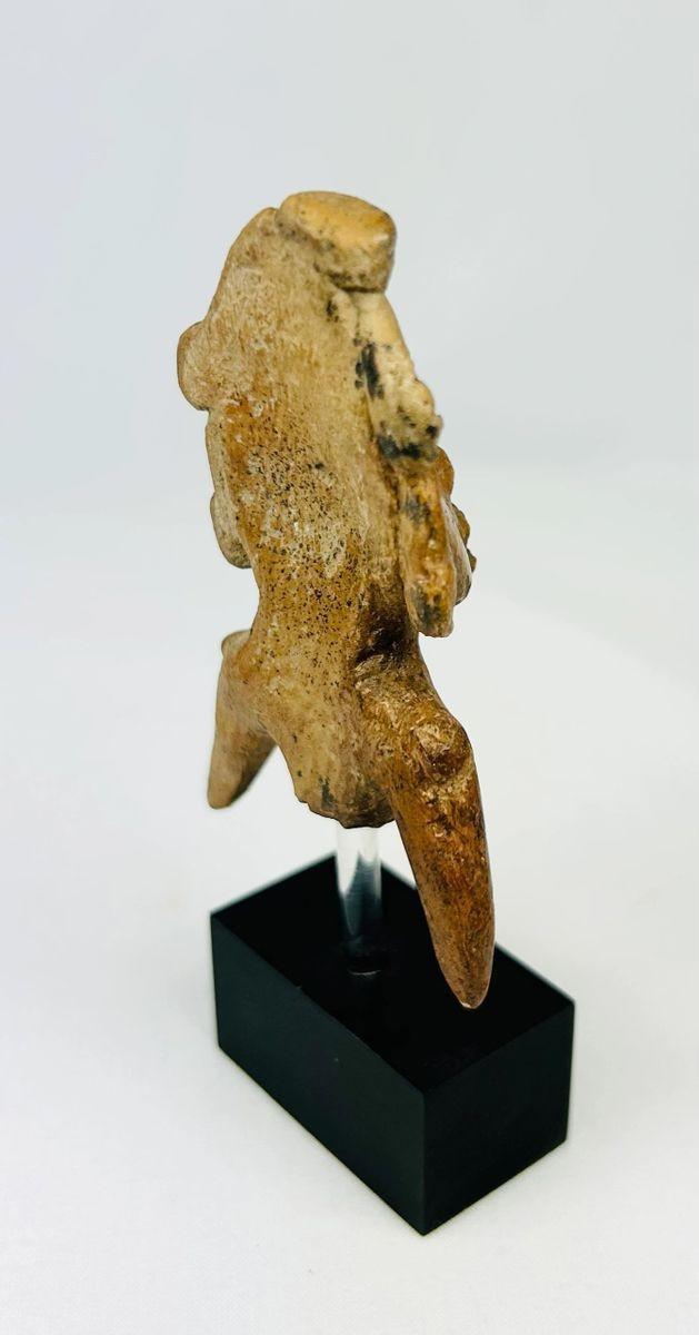 Ancient Mesoamerican human effigy fragment, 300 BCE–300 CE