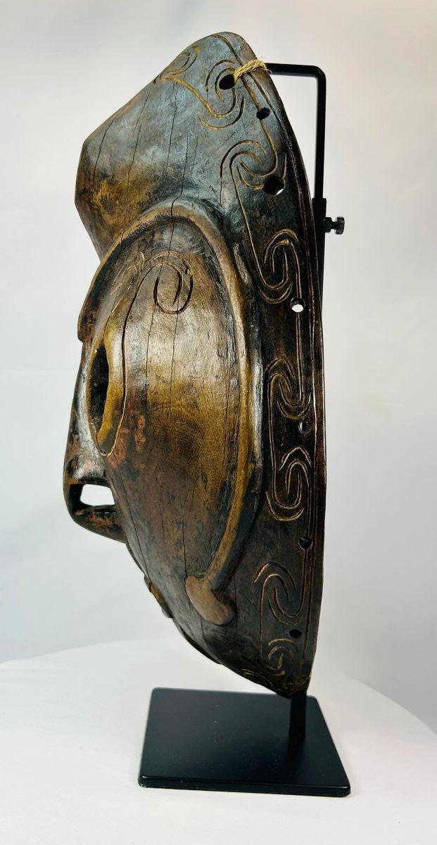 Side view of an early 20th-century Sepik River tribal mask