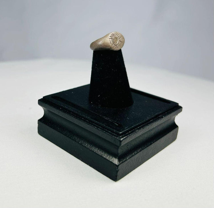 Silver sunburst motif ring from Late Roman or Early Byzantine period