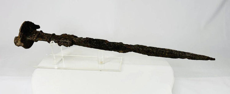 Ancient Luristan iron short sword 750–650 BCE Western Iran lion-head pommel