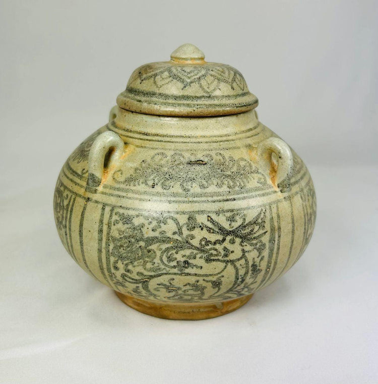 Well-preserved 14th–16th century Sawankhalok glazed bowl from Thailand, Sukhothai-era craftsmanship