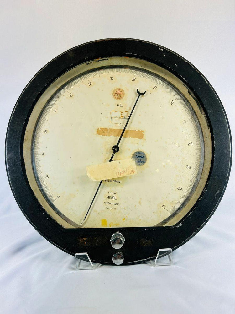 Vintage Heise low-pressure gauge used in NASA shuttle program