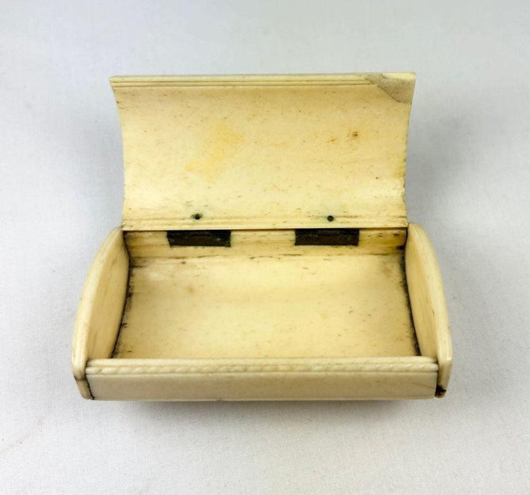 Hand-carved Masonic snuff box made by French POWs in Britain