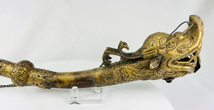 Qing Dynasty Tibetan ritual trumpet with ornate bronze dragon head