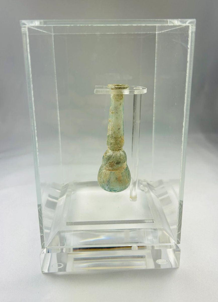 Roman double-gourd glass balsamarium, 2nd–3rd century CE, pale turquoise, luxury grooming vessel, hand-blown craftsmanship