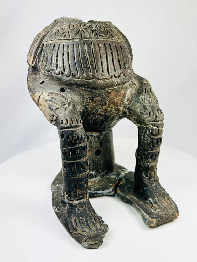 Mid-20th century West Mexican terracotta figure with surface patina