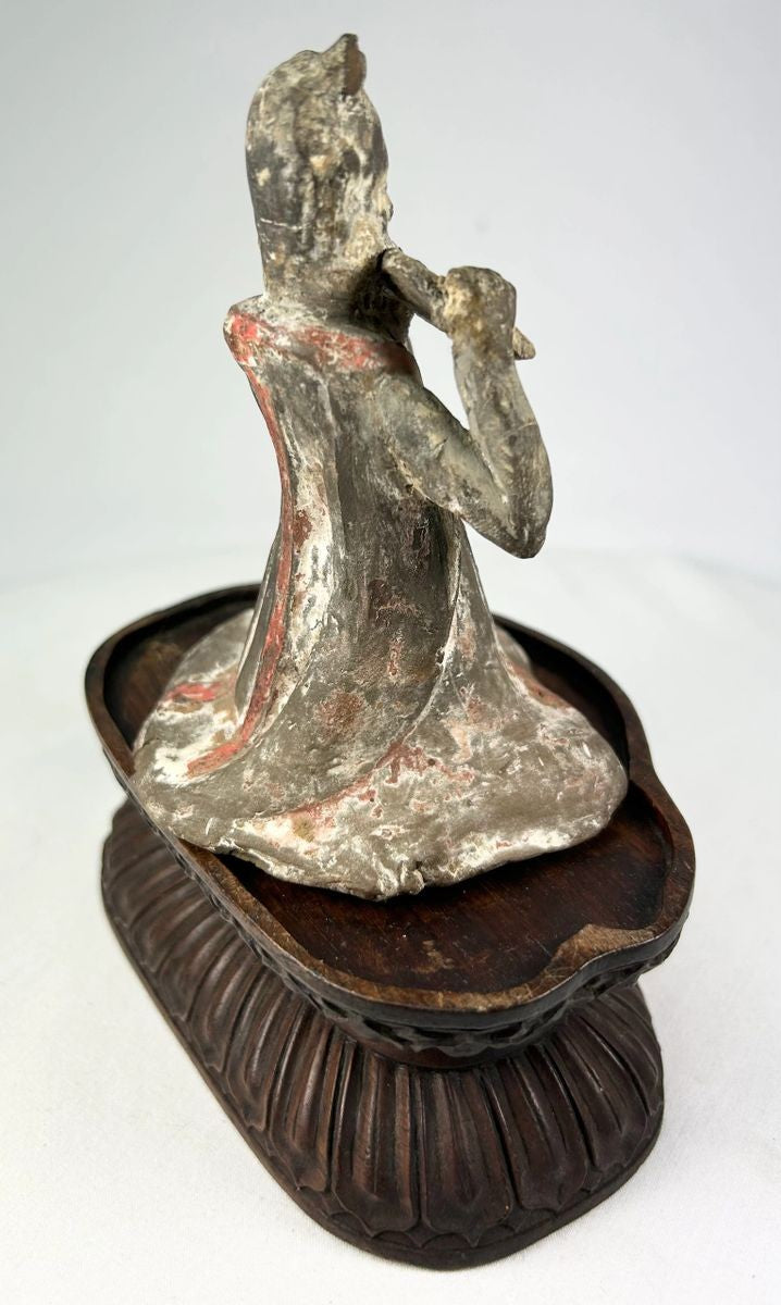 7th–9th century Chinese Tang Dynasty terracotta female musician figure
