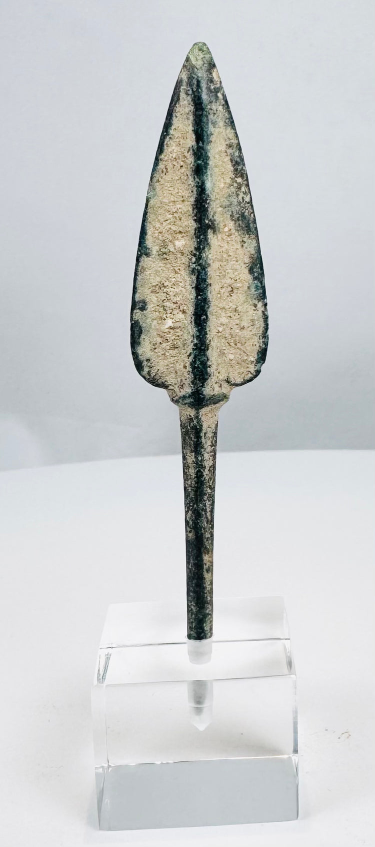 Late Bronze Age Iranian bronze arrowhead with raised central strengthening rib