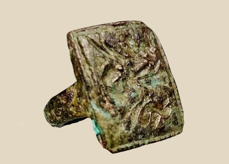 Ancient cast bronze ring with square bezel engraved with twin birds symbolizing harmony and companionship, natural green patina, 1st–5th century CE, Mediterranean or Middle Eastern origin, US size 1.