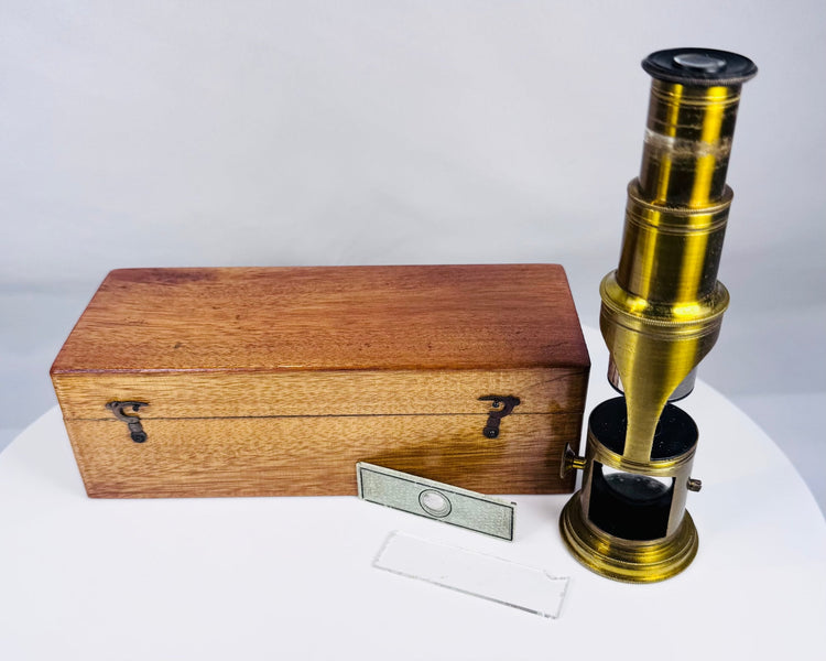 Antique scientific instrument brass drum microscope in original wooden carrying case