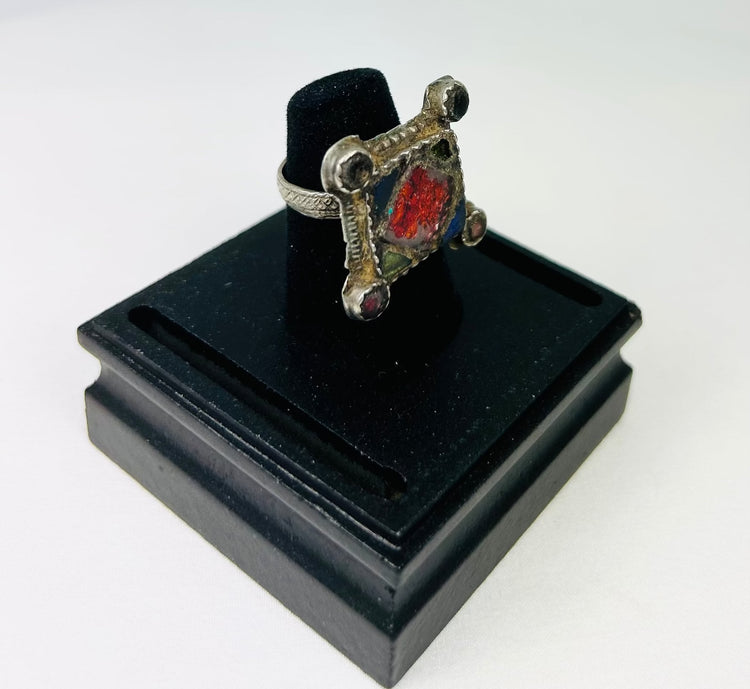 Antique North African folk silver ring with protective geometric ornamentation