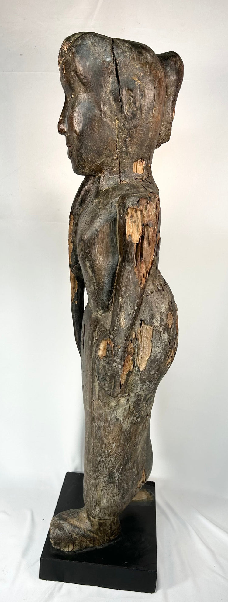 Early 20th century Dayak ritual sculpture with deep surface encrustation