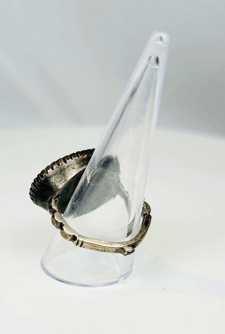 Antique Middle Eastern Carnelian Seal Ring | 19th Century Intaglio