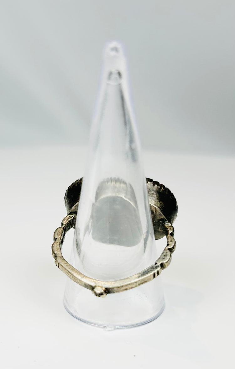 Antique Middle Eastern Carnelian Seal Ring | 19th Century Intaglio