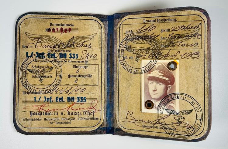 Original World War II German military Soldbuch booklet with portrait photograph