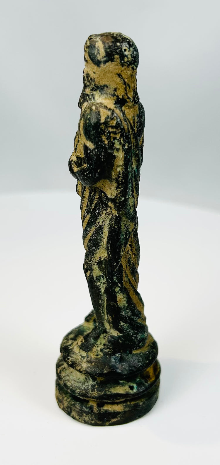Bronze decorative sculpture inspired by Greco-Roman art traditions