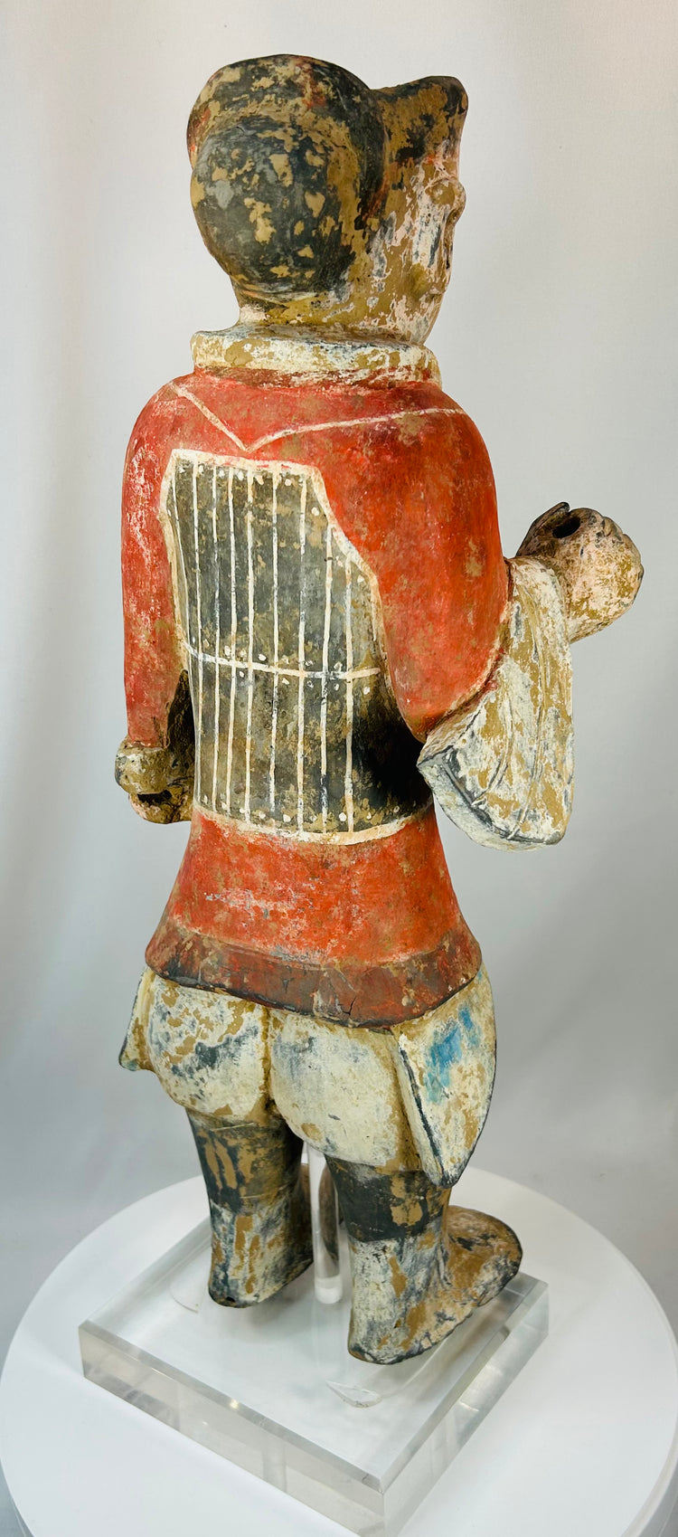 Large Chinese funerary sculpture representing a Han Dynasty military figure