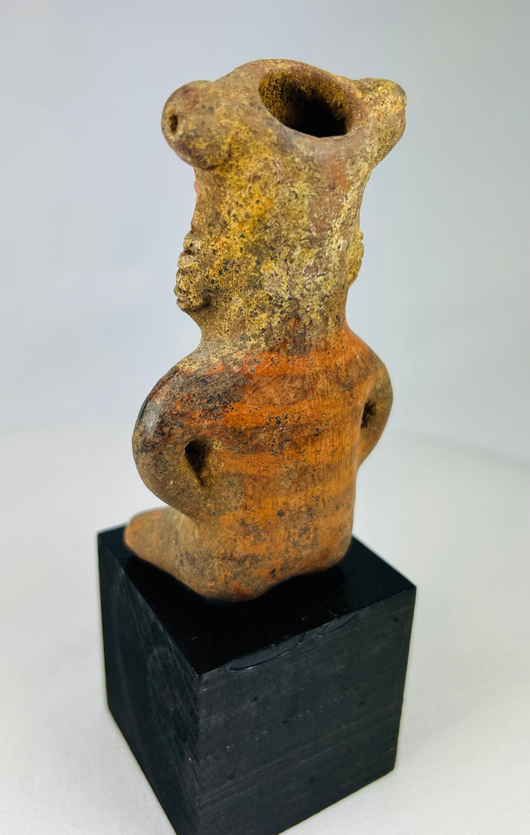 Figura de pie de terracota precolombina | Oeste de México | 300 a. C.–500 d. C.