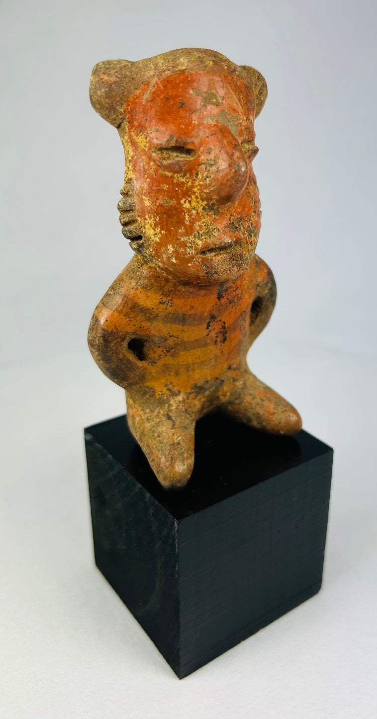 Figura de pie de terracota precolombina | Oeste de México | 300 a. C.–500 d. C.