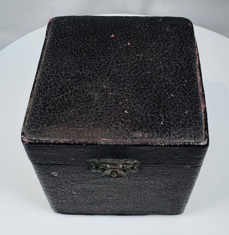 Fitted carrying case with blue lining for Buck & Hickman speed indicator