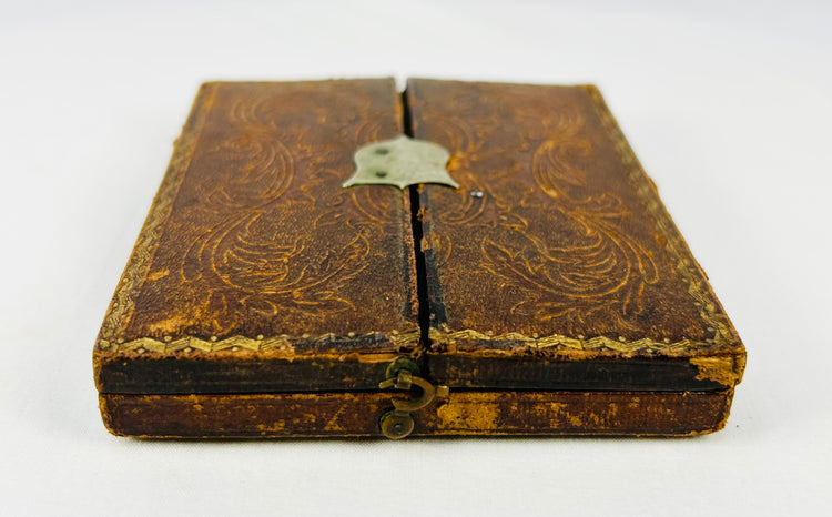 1850s–1860s cased portrait photograph of a gentleman, gilt brass frame and protective glass