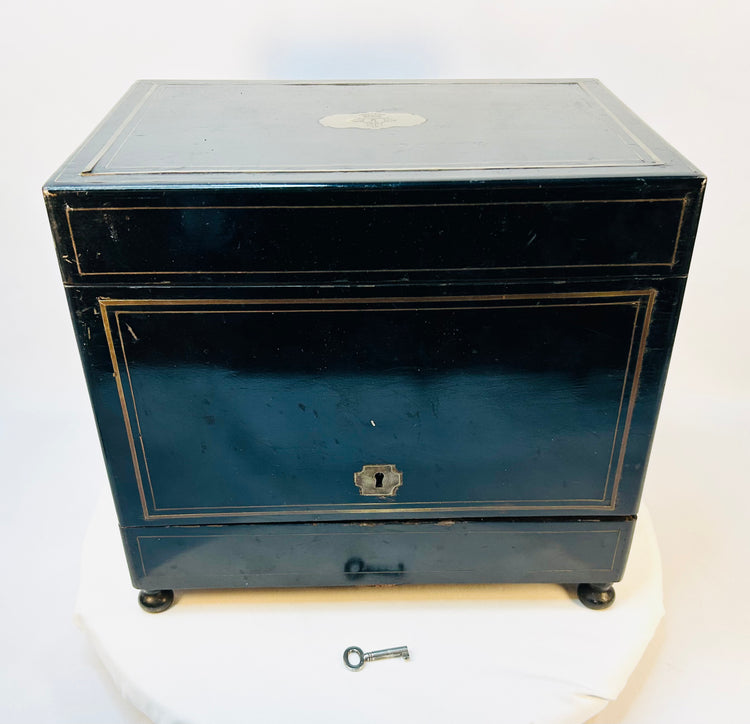Museum-quality antique physician’s medicine box filled with original 19th century remedies