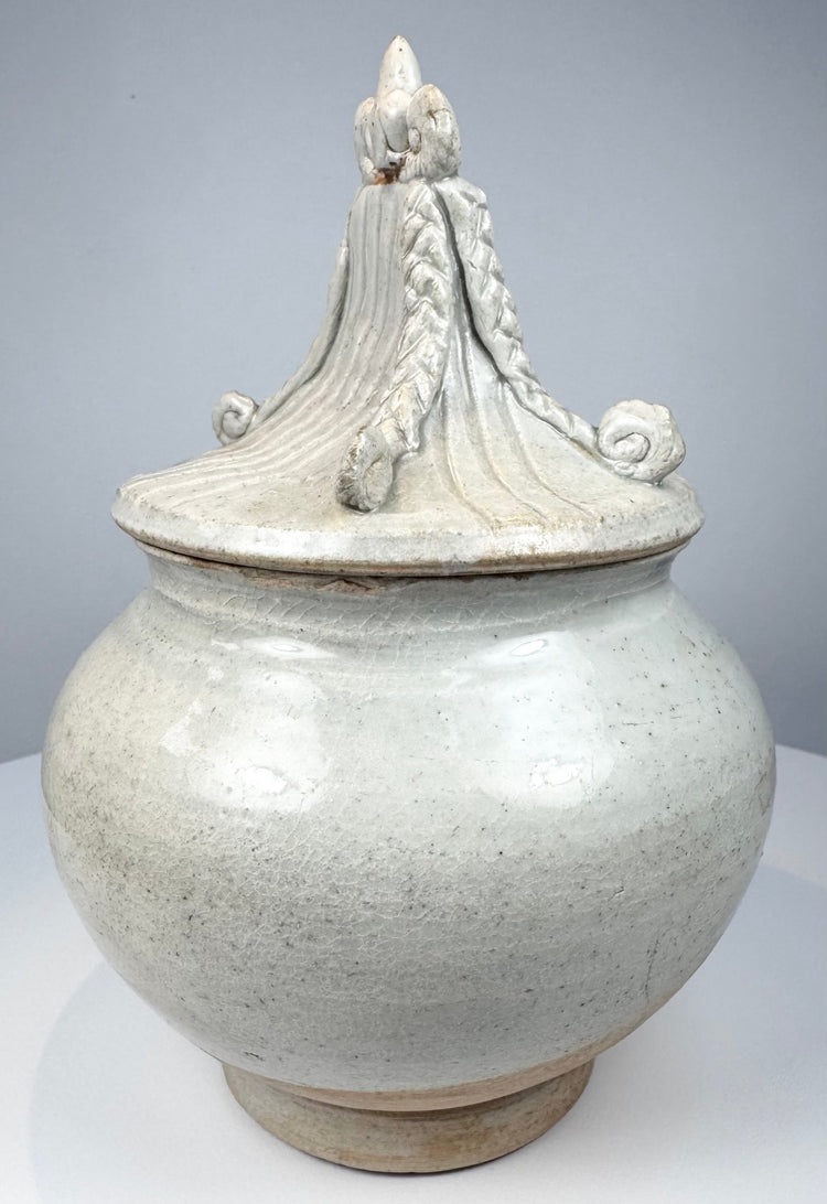 Thai Sawankhalok Glazed Stoneware Covered Jar with Architectural Lid | Circa 15th–16th Century