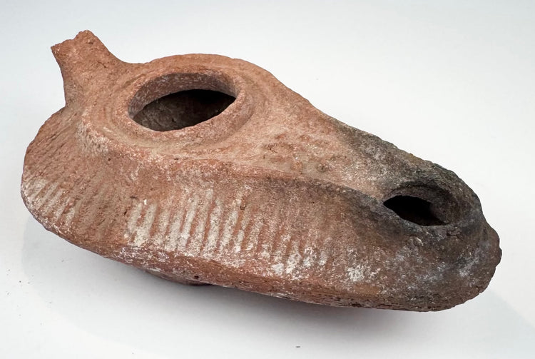 Early Islamic Eastern Mediterranean oil lamp with moulded linear decoration