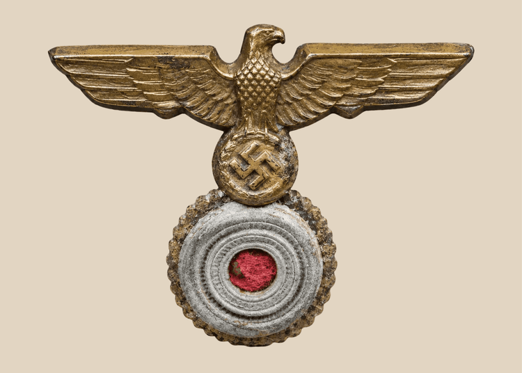 WWII German Kriegsmarine gilt naval cap insignia with eagle and national cockade