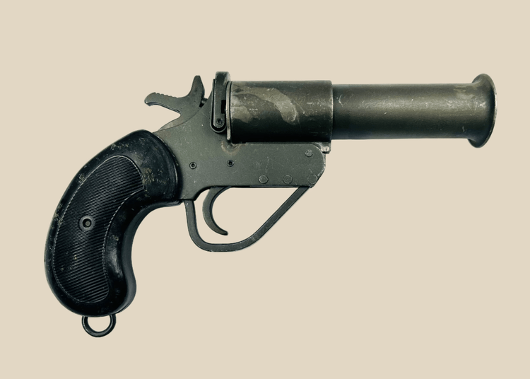 World War II Webley Model No. 1 MK. V flare gun, stamped steel construction, 1-inch bore with flared bell muzzle, original checkered black plastic/bakelite grips, lanyard ring, serial #148583, issued to British, Canadian, and Allied forces, circa 1939–1945