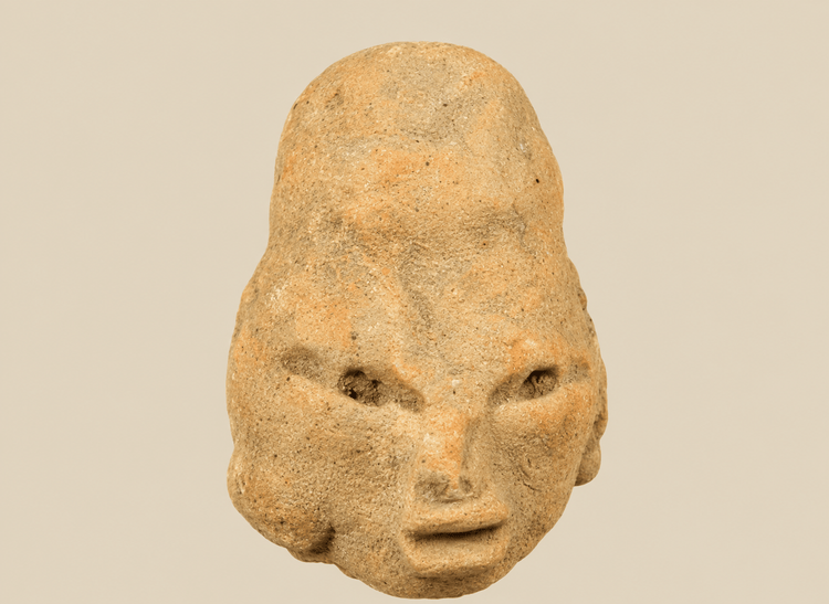 Tête en terre cuite de l'ancienne Mésoamérique | Région de Nayarit/Jalisco | Vers 300 av. J.-C. – 300 apr. J.-C.