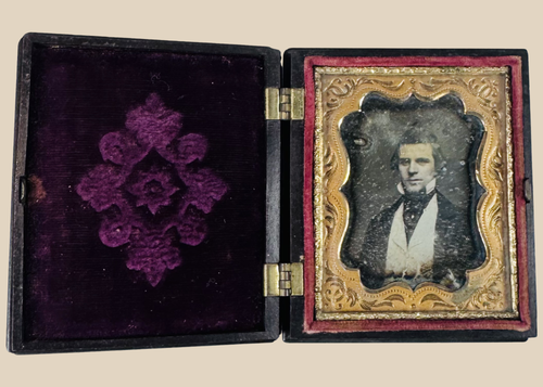 Victorian gentleman daguerreotype portrait in original thermoplastic Union case, circa 1848–1858