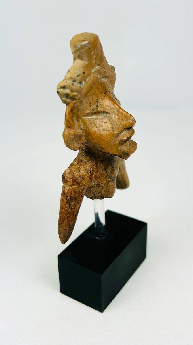 Ancient shaft tomb culture clay figure head and torso remnant
