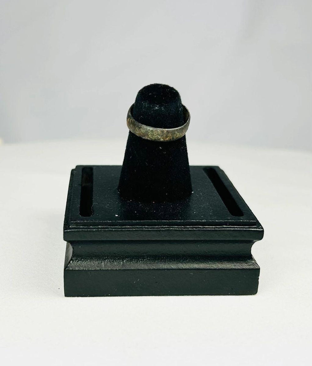 Antique Persian silver ring with carnelian intaglio used as personal seal