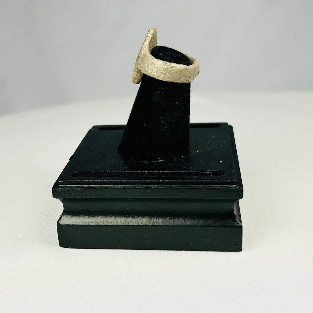 Ancient Sassanian bronze ring with engraved lion and antelope motif