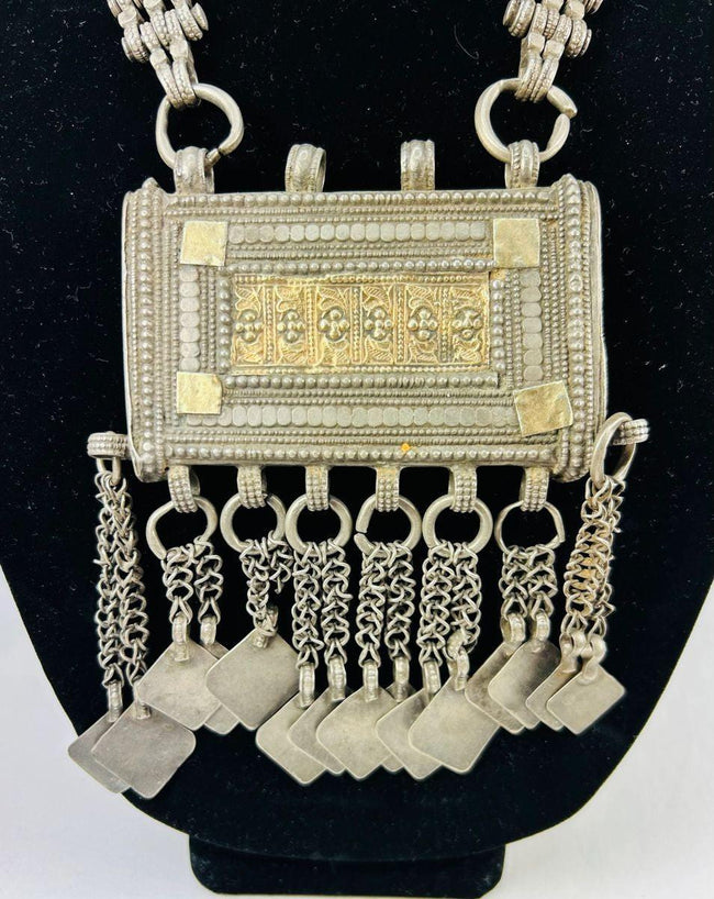 19th-century silver necklace from Oman with multi-strand chain and dangles