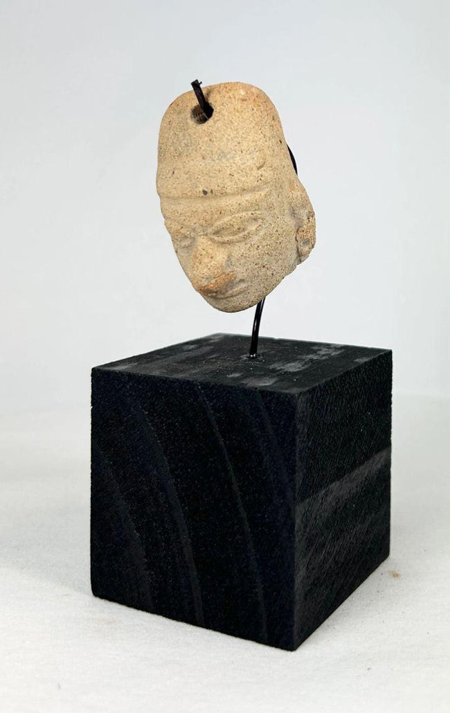 Ancient Veracruz or Colima Nayarit clay pendant with headdress