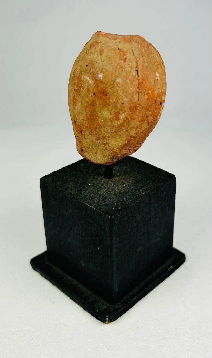 Ancient Pre-Columbian terracotta sculpture fragment 