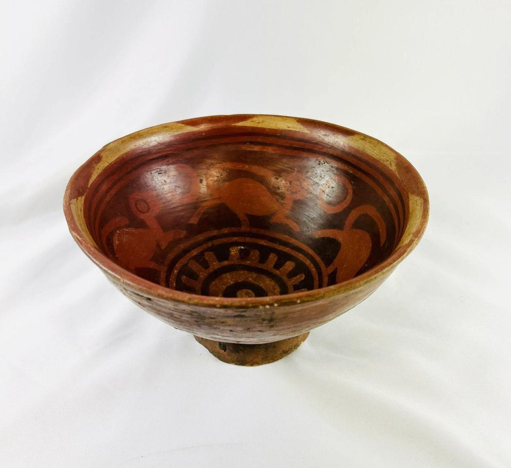 Authentic Nariño culture terracotta bowl, bichrome slip, monkey decoration, Colombia and Ecuador artifact