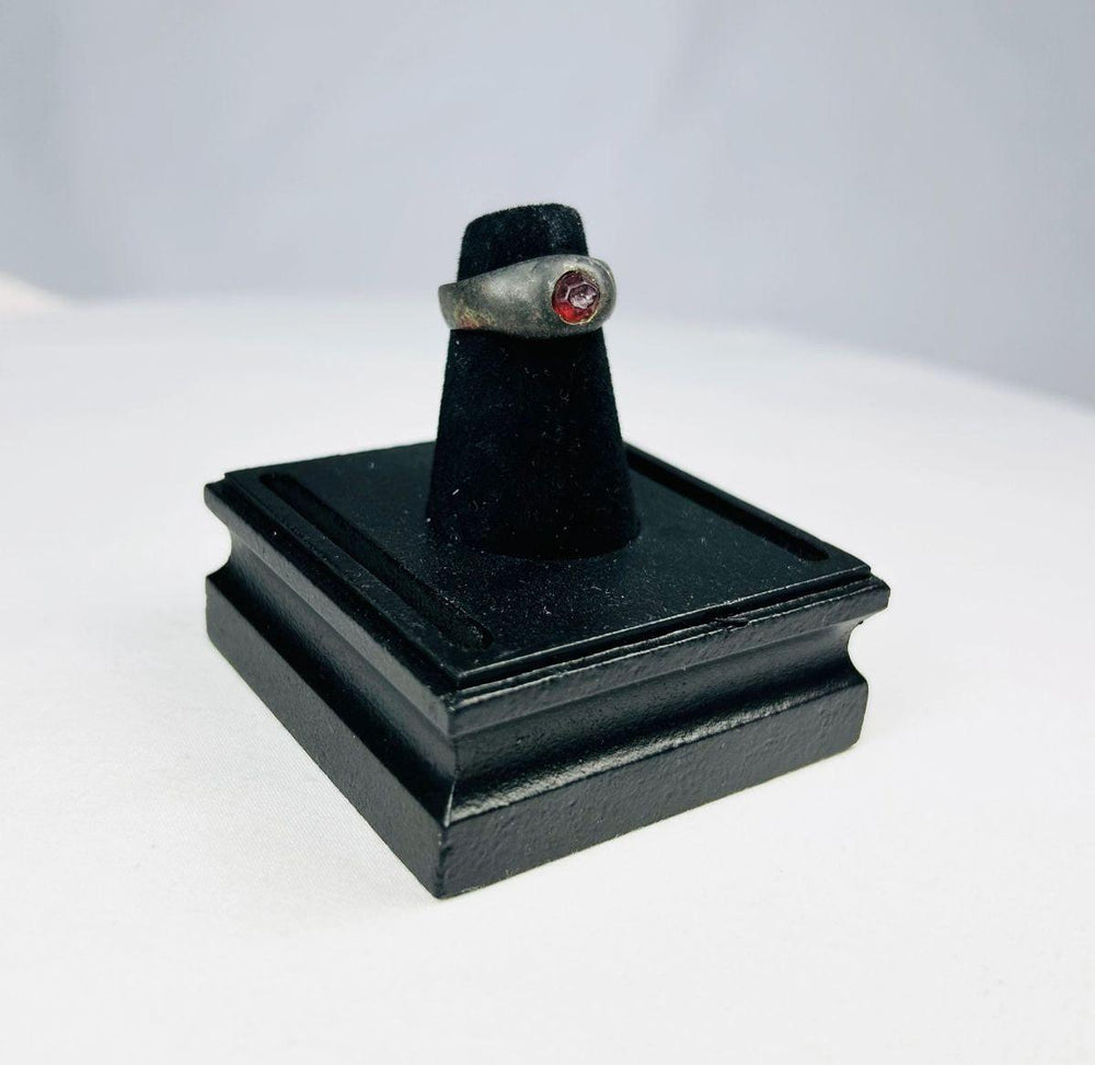 3rd–7th century CE Sassanian silver ring used for adornment and sealing