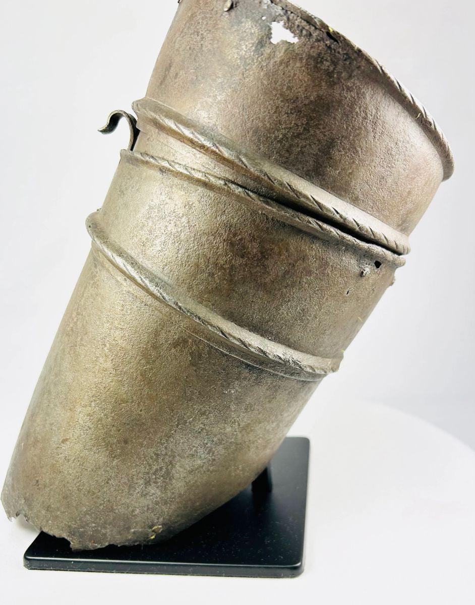 16th-century Renaissance knight armor with riveted cannon-style design