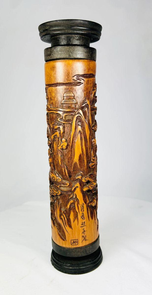 Side view of a late Qing Dynasty boxwood incense holder