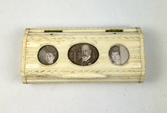 Hand carved Victorian bone snuff box with three early photographic portraits beneath glass
