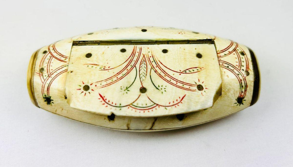 18th–19th century French prisoner-of-war bone snuff box with hand-painted flowers