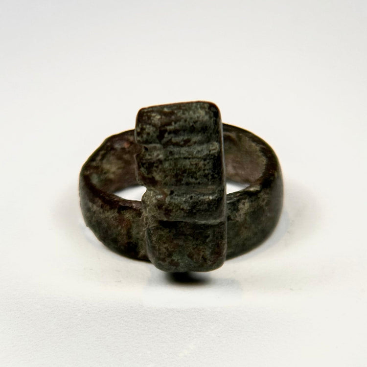 Ancient Roman bronze ring key with integral projecting key bit, circa 3rd–4th century CE