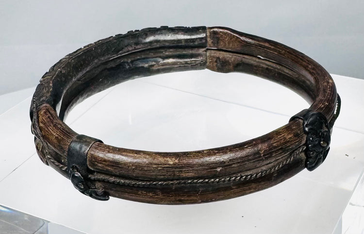 Chinese decorative bangle with double-bamboo construction and floral metal overlays