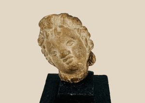 Fragment de tête de l'Antiquité classique | Détail expressif du visage | Vers le Ier millénaire avant J.-C.