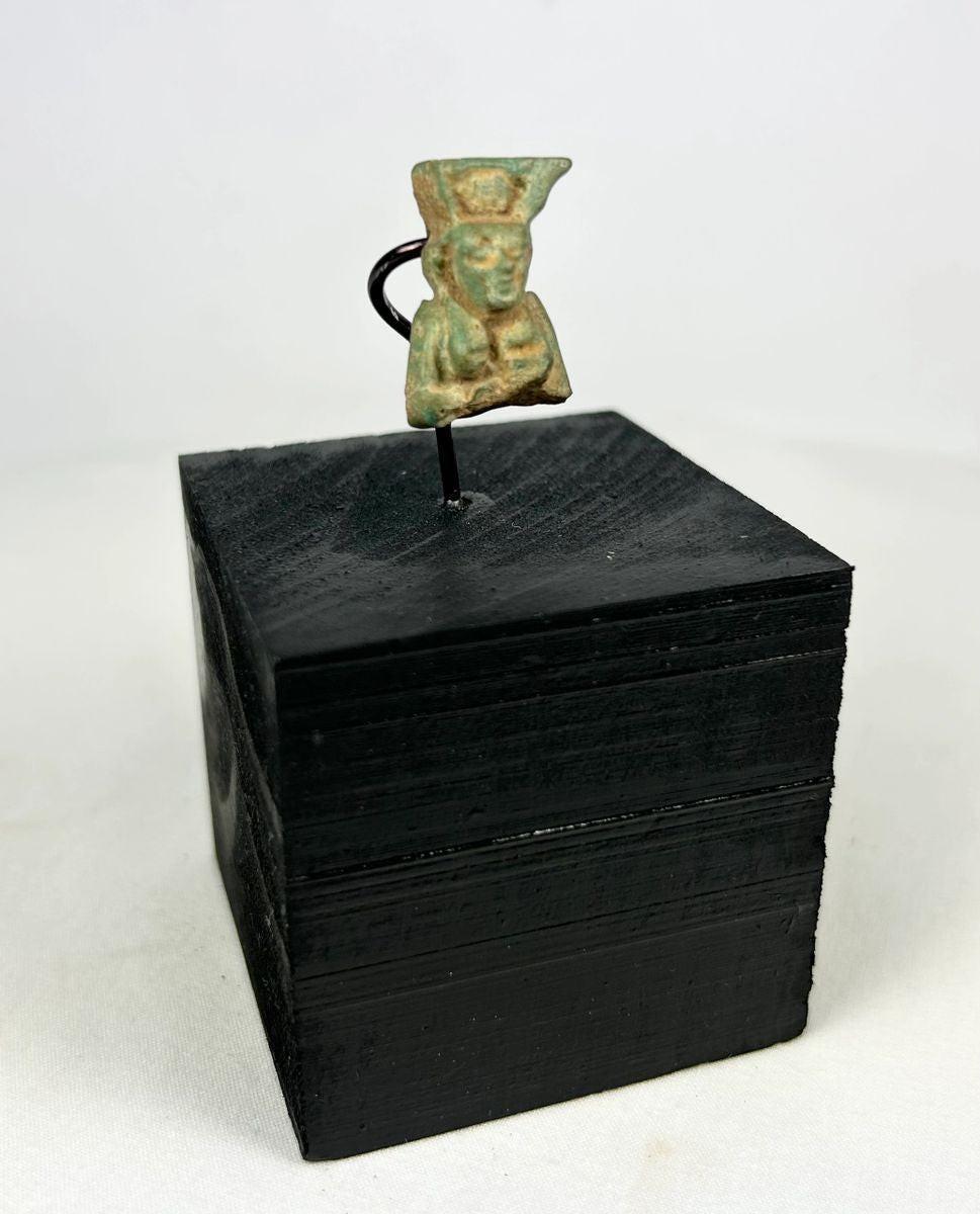 small egyptian sekhmet amulet with suspension hole reverse